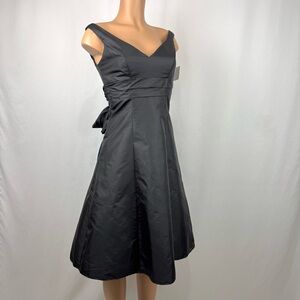 David's Bridal Sz 2 Black Bridesmaid Formal Dress For & Flare W/ Bow Sash V-Neck